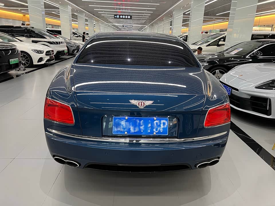 Bentley Flying