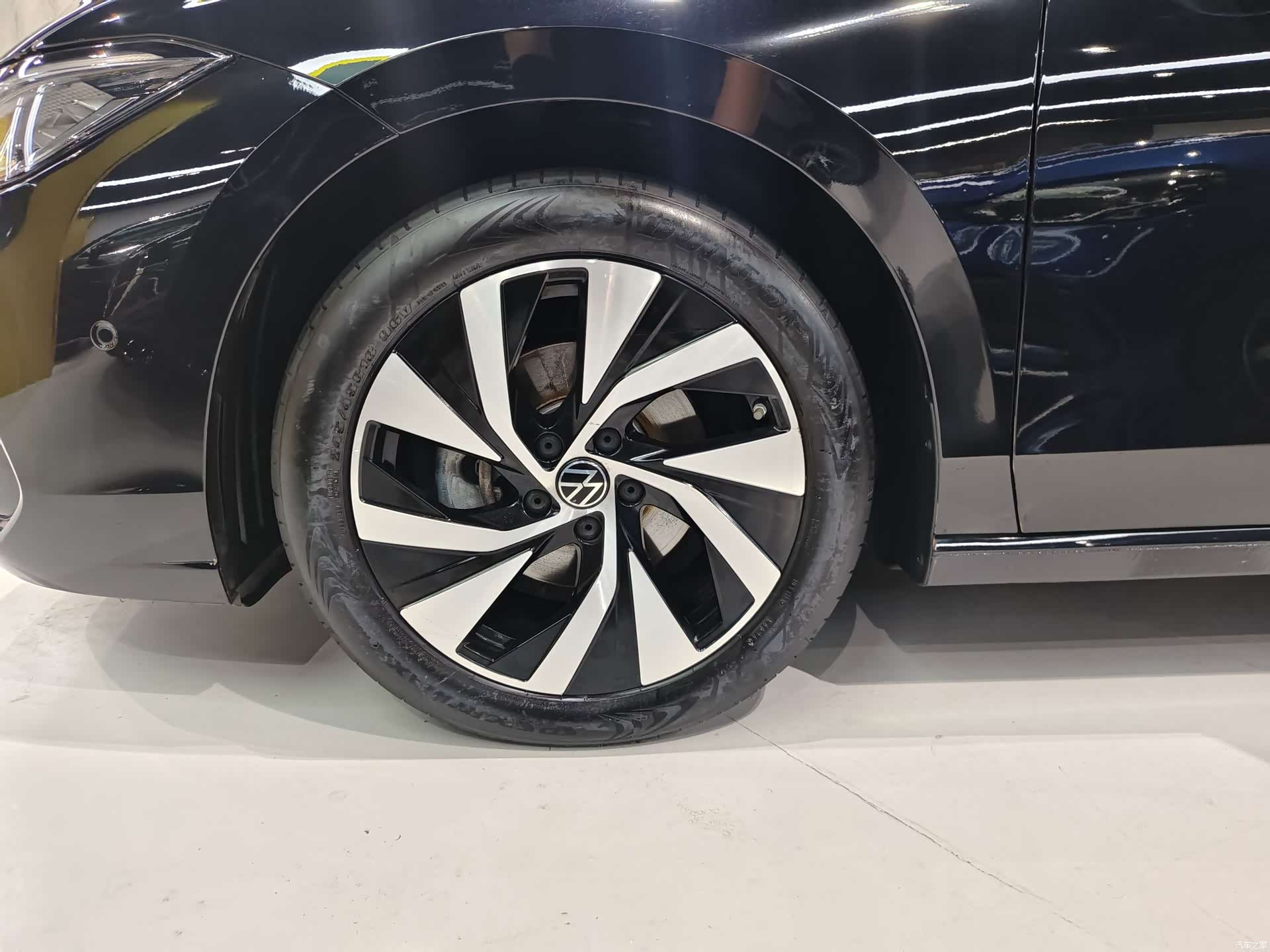 Volkswagen Passat, 2025 8