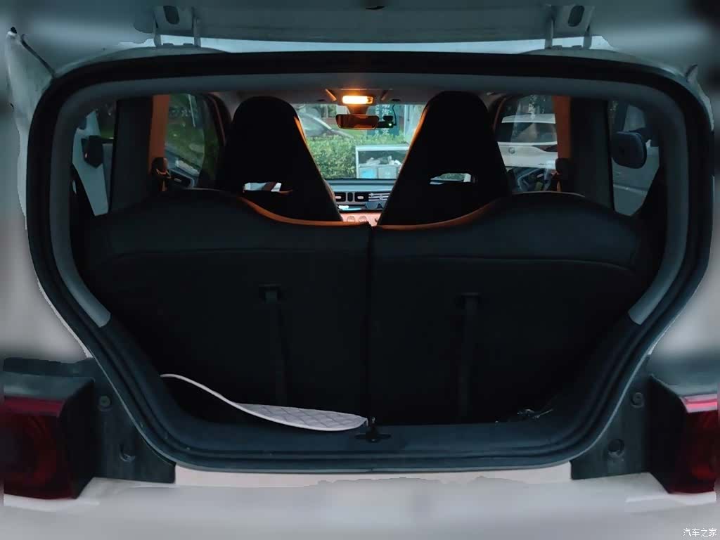 Wuling MINIEV, 2022 16