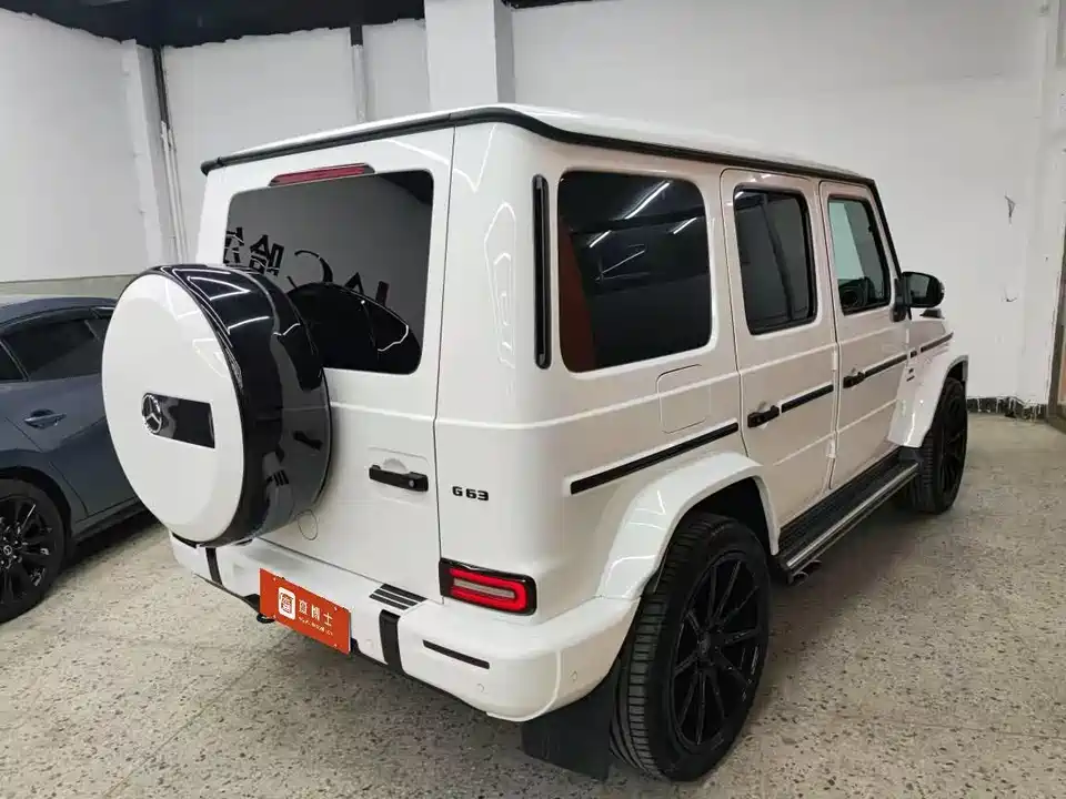 Mercedes-Benz G-class