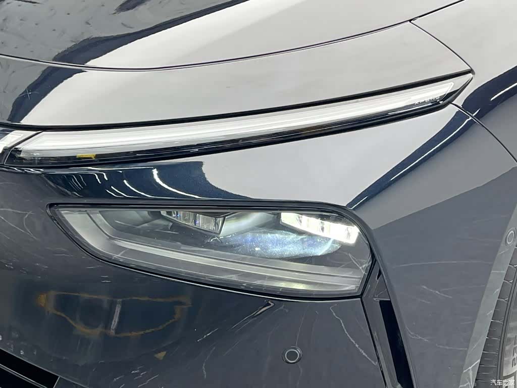 Xpeng P7, 2025 9