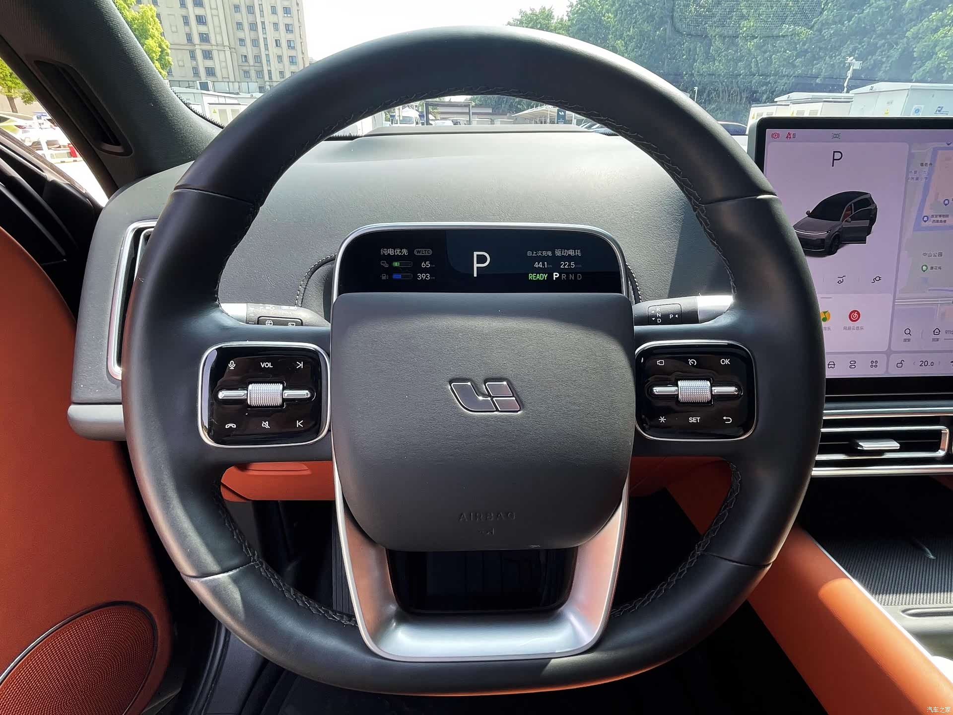 Li Auto L8, 2023 все фото