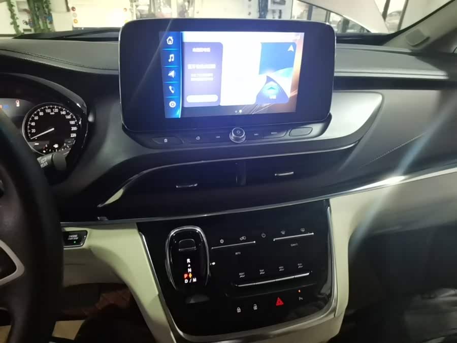 Buick GL8 2023, фото 12