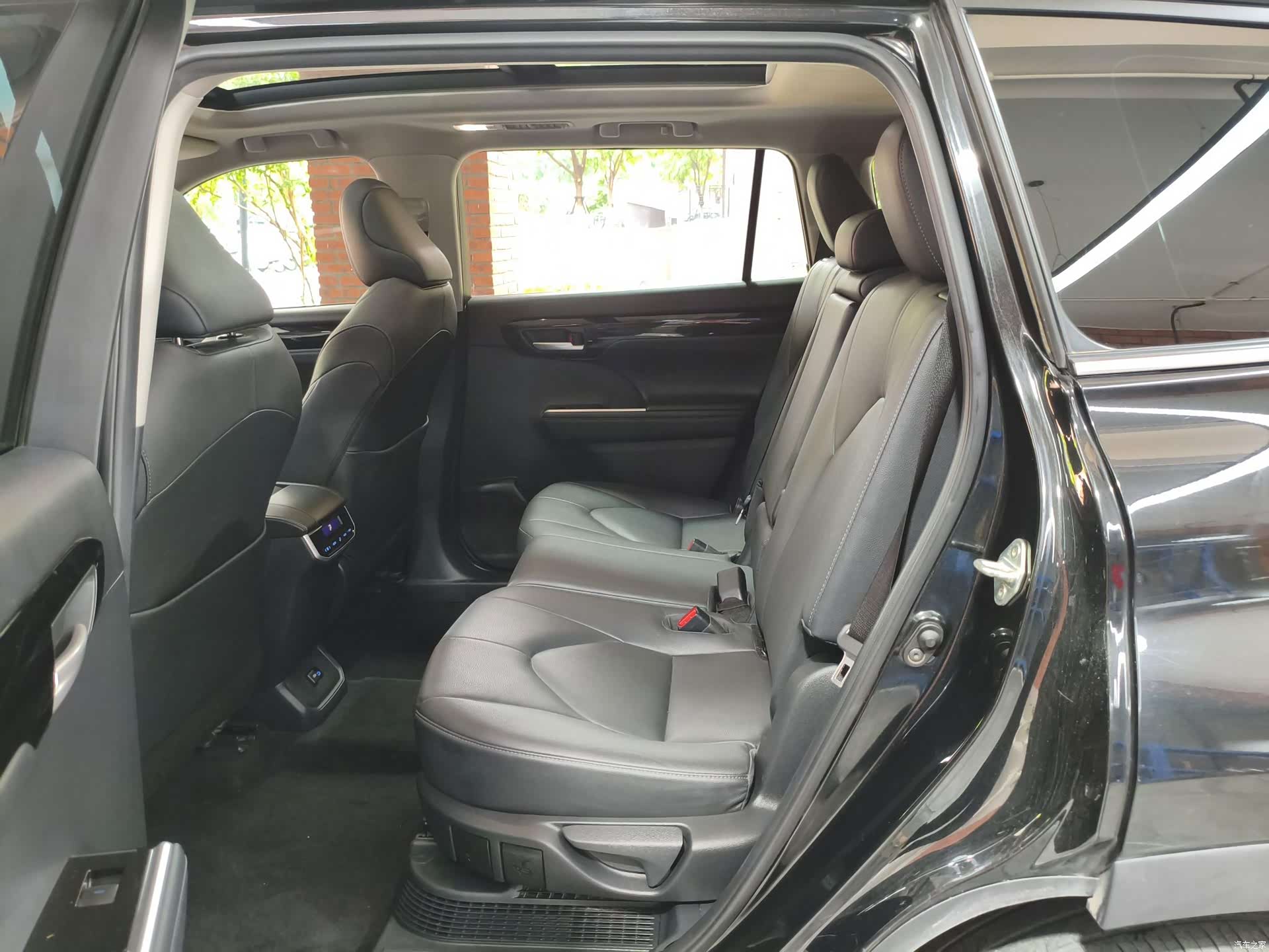 Toyota Highlander, 2022 11