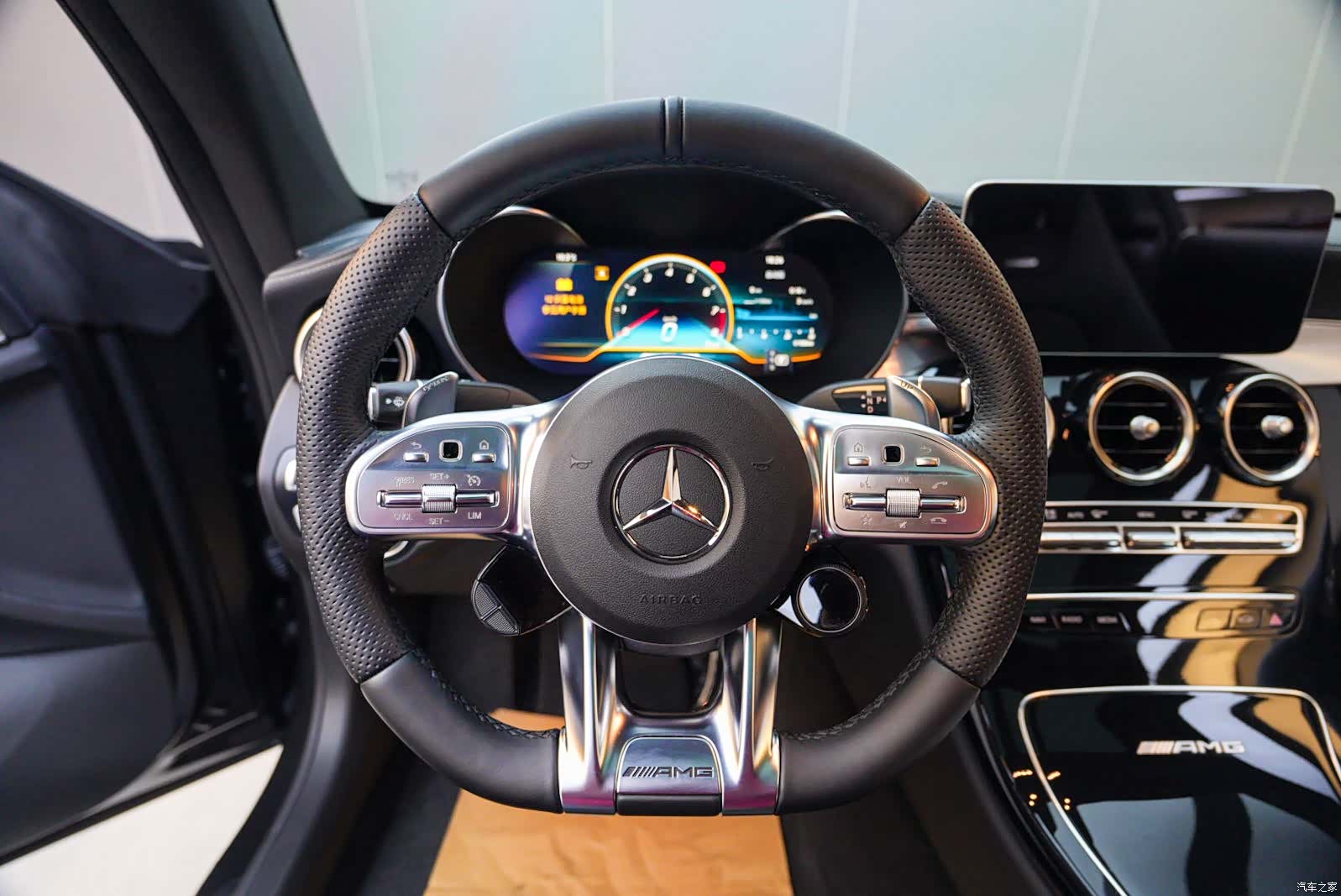 Mercedes-Benz C-Class, 2021 10