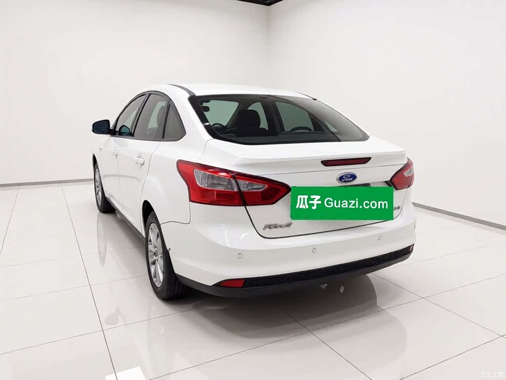 Ford Focus, 2015 4