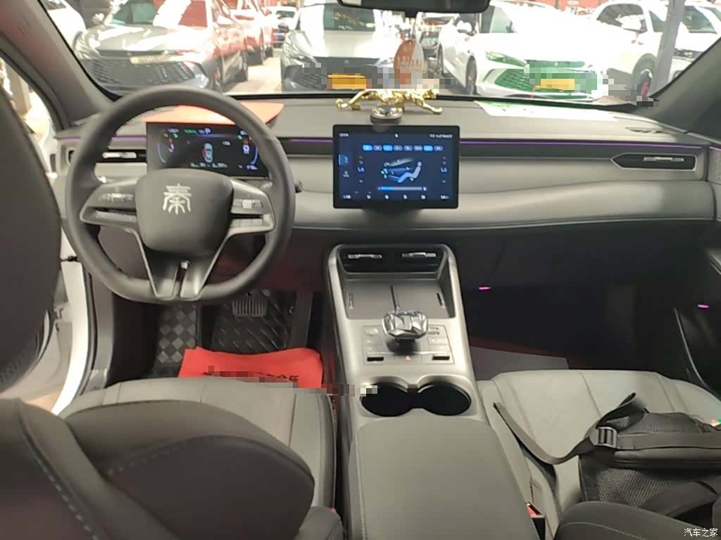 BYD Qin, 2025 10