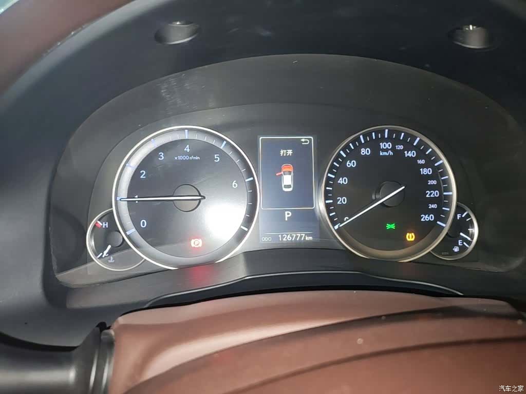 Lexus ES, 2018 12