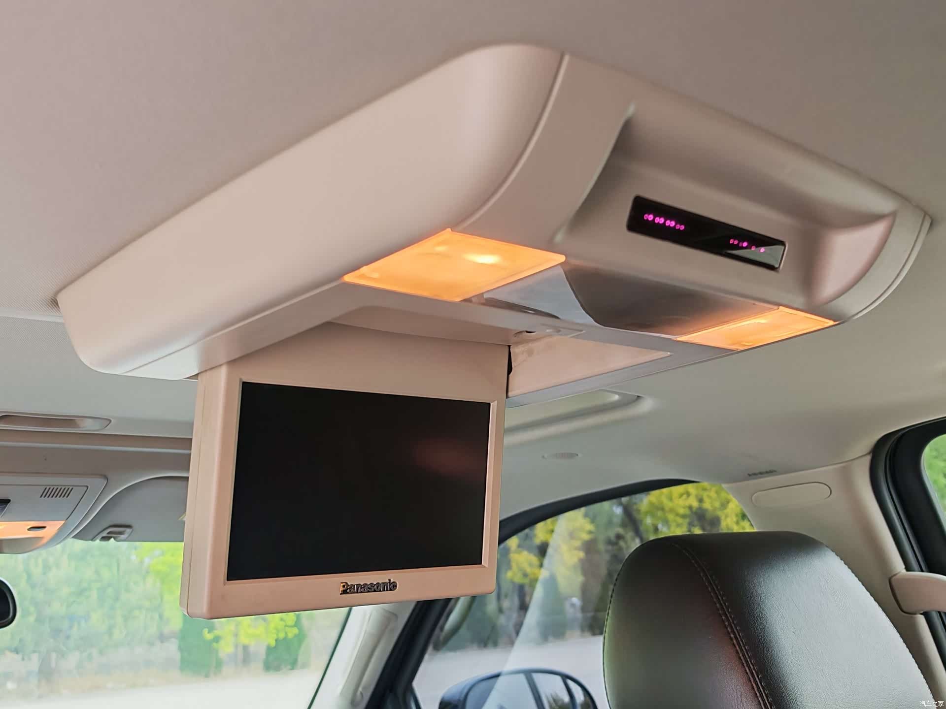 Cadillac Escalade, 2011 21