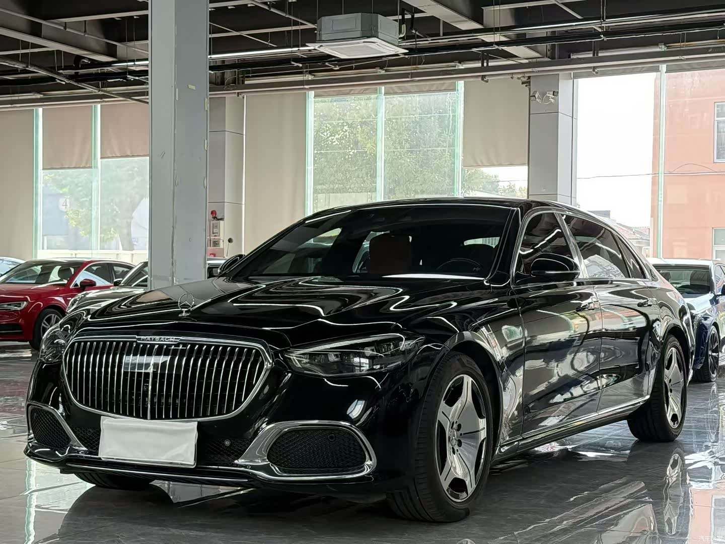 Maybach S-Class, 2023 1