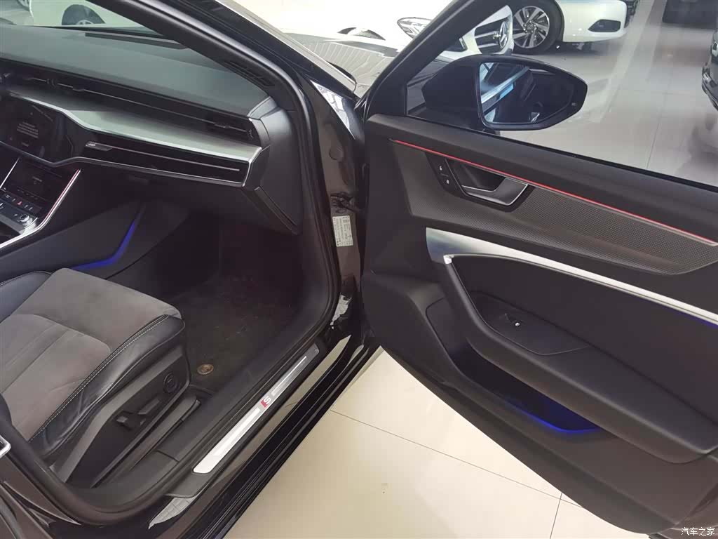 Audi A6L, 2021 4