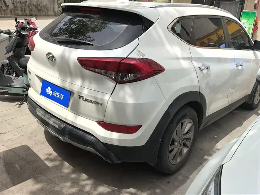 Hyundai Tucson