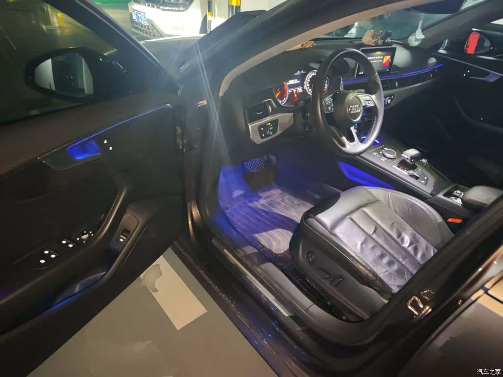 Audi A4L, 2017 12