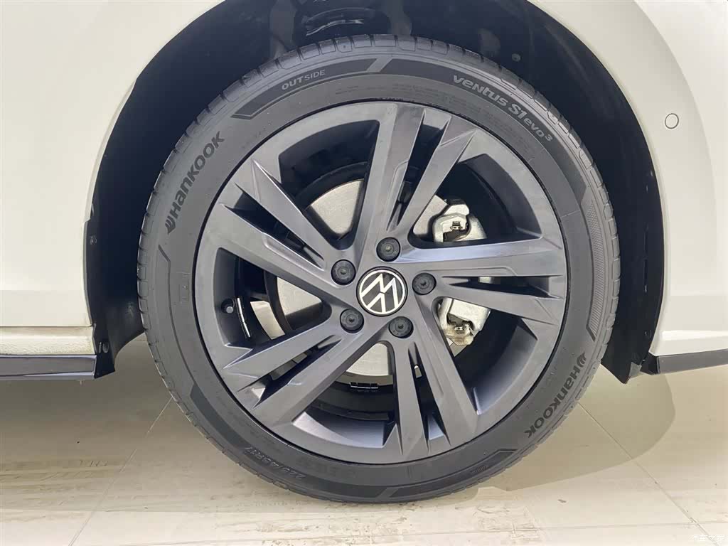 Volkswagen Golf, 2021 20