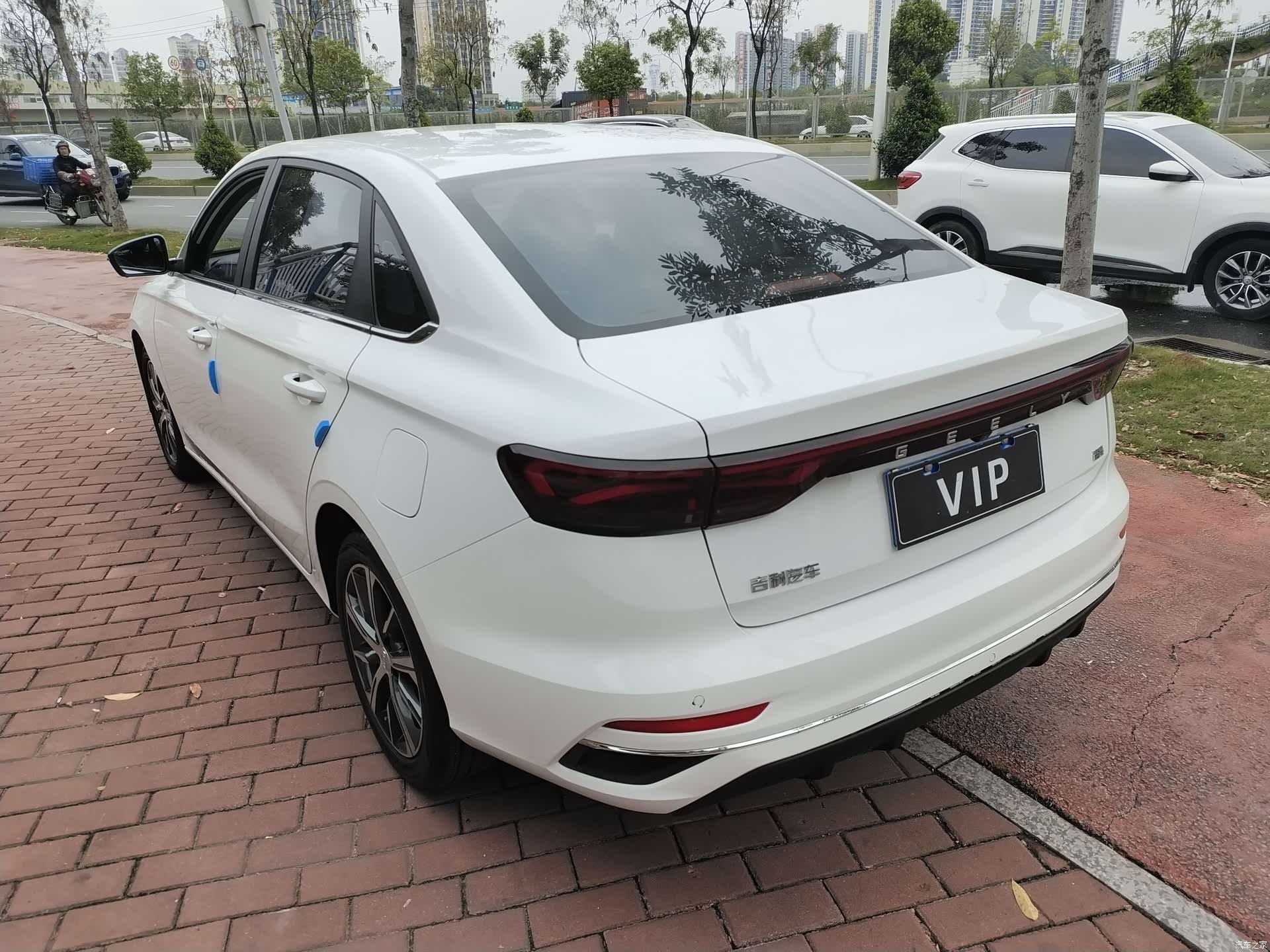 Geely Emgrand, 2022 11