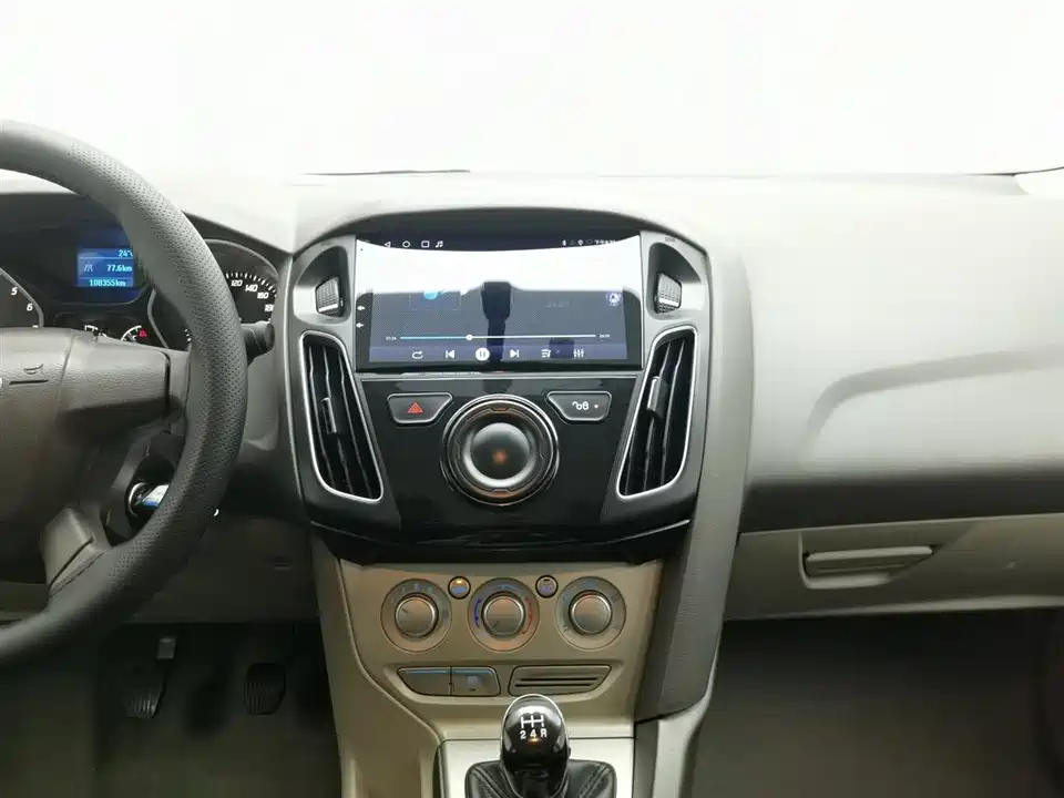 Ford Fox