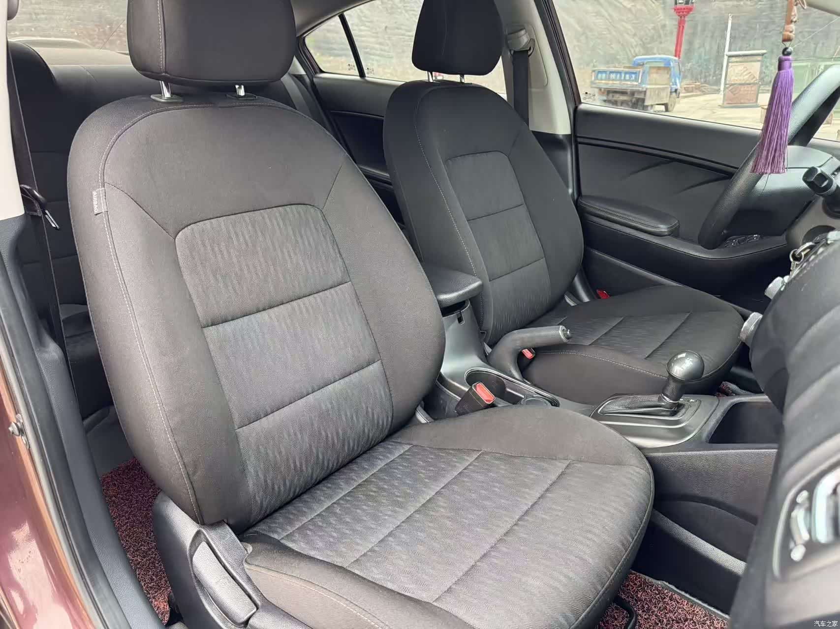 Kia K3, 2013 13