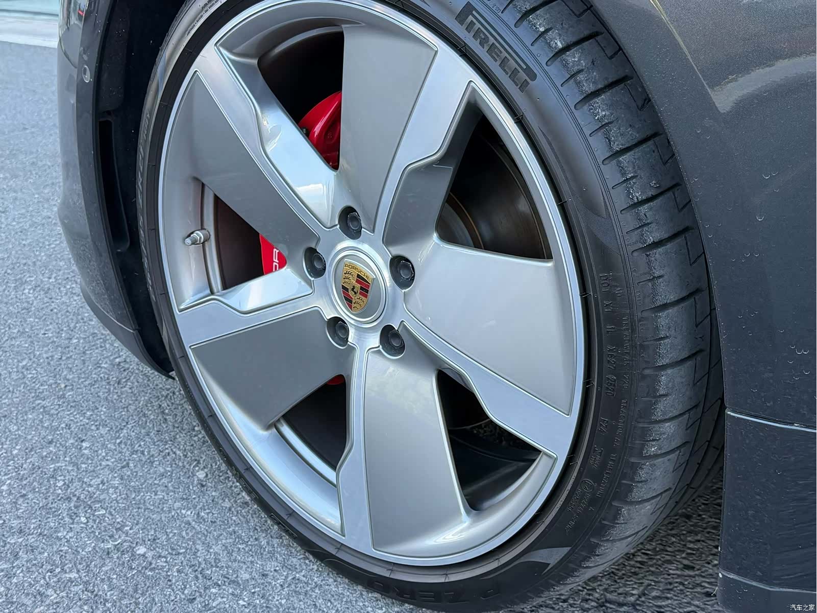 Porsche Taycan, 2021 6