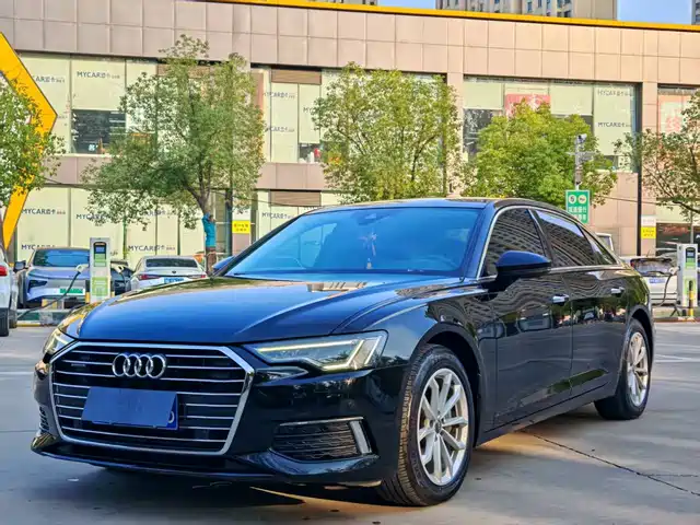 Audi A6L 2019 — купить из Китая под заказ