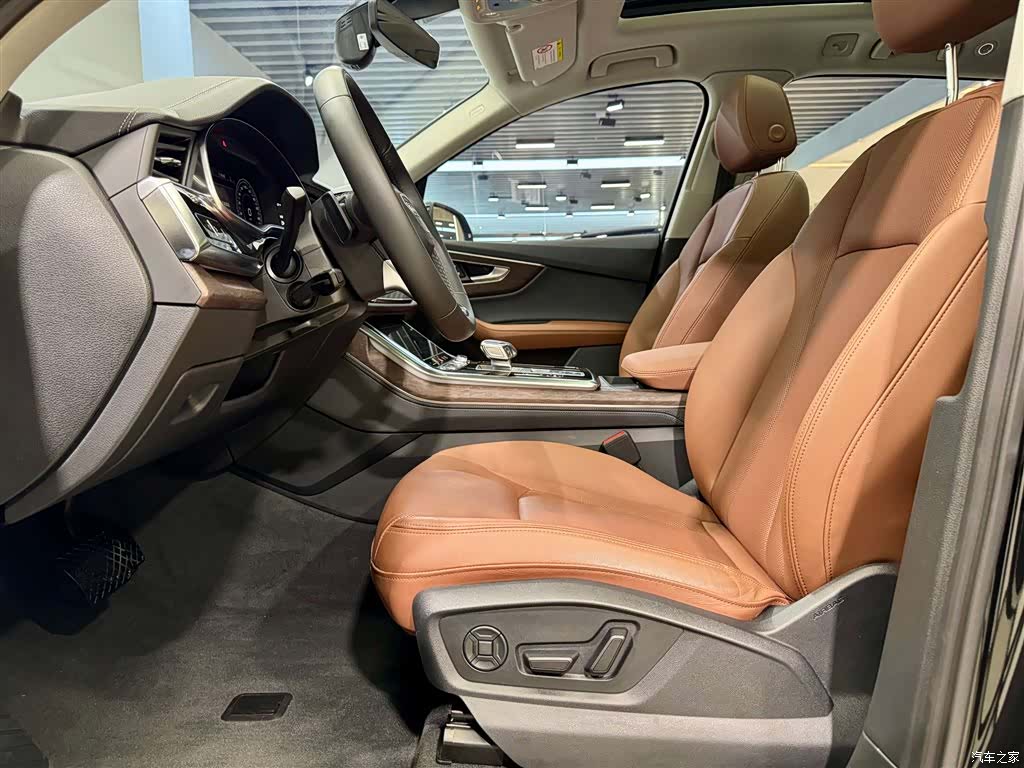 Audi Q7, 2024 18