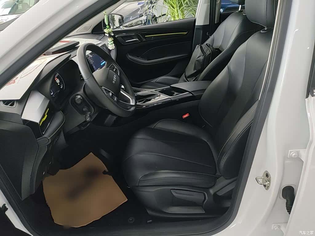 Roewe i5, 2023 15