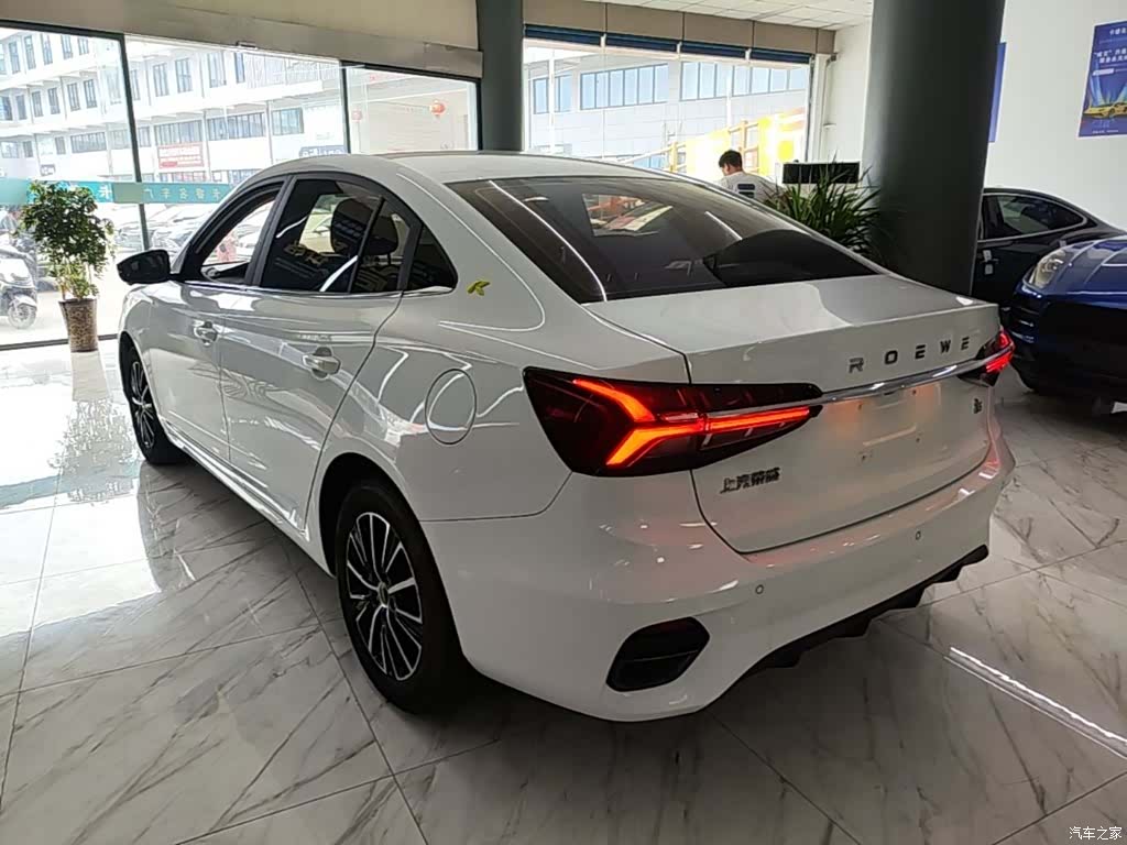 Roewe i5, 2023 все фото