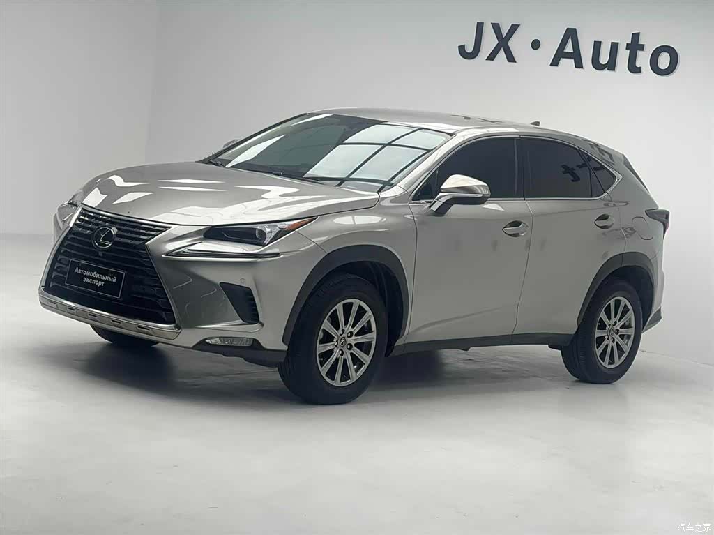 Lexus NX, 2021 1