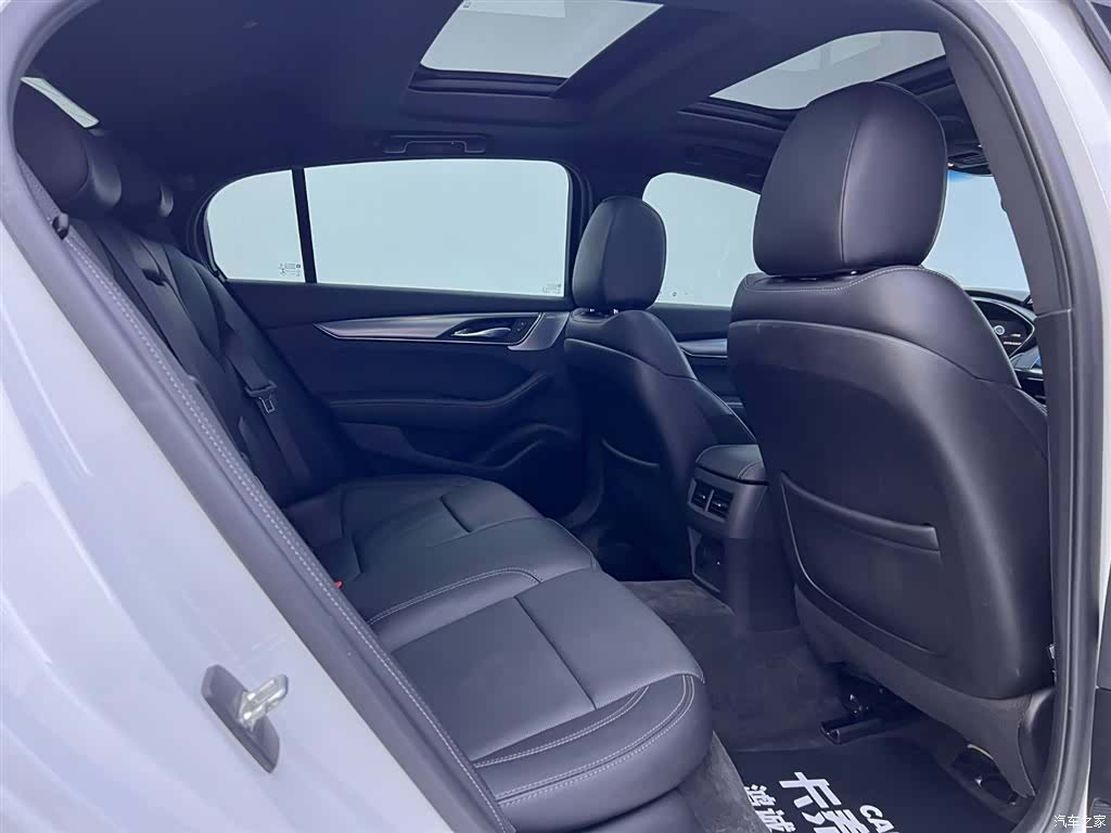 Cadillac CT5, 2022 19