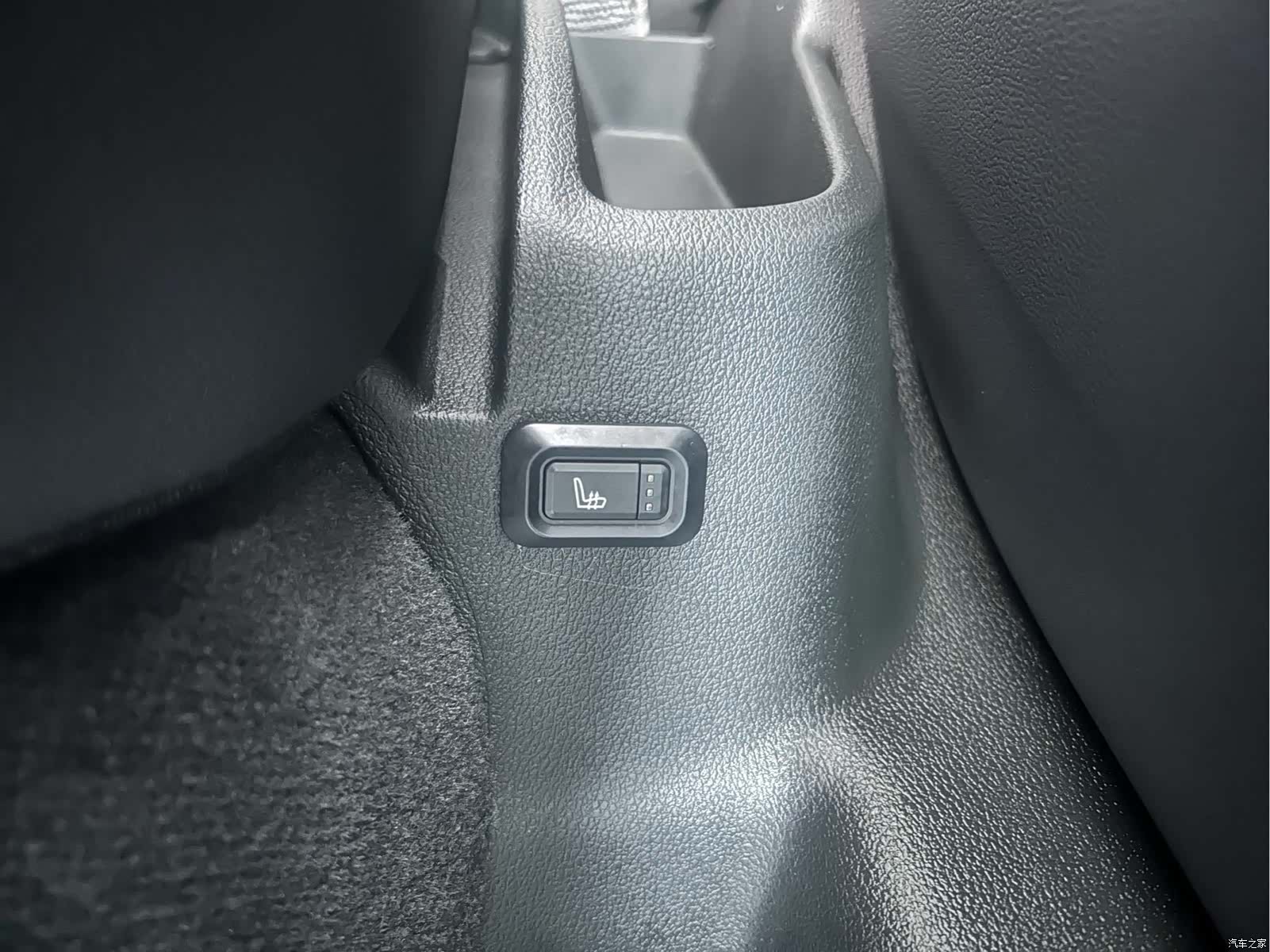 Audi Q3, 2022 12