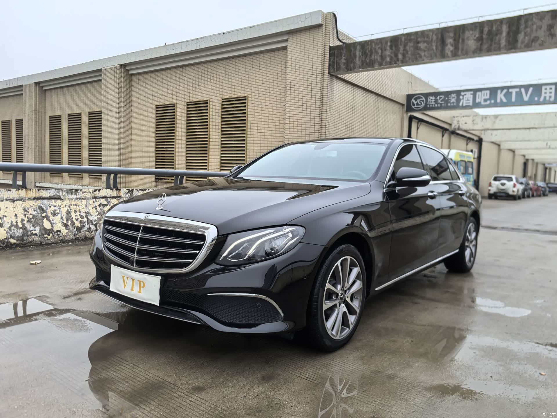 Mercedes-Benz E-Class, 2019 40