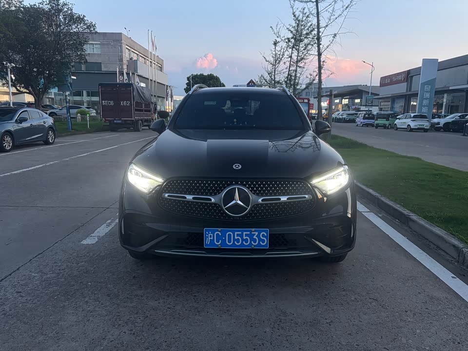 Mercedes-Benz GLC Mercedes-Benz GLC