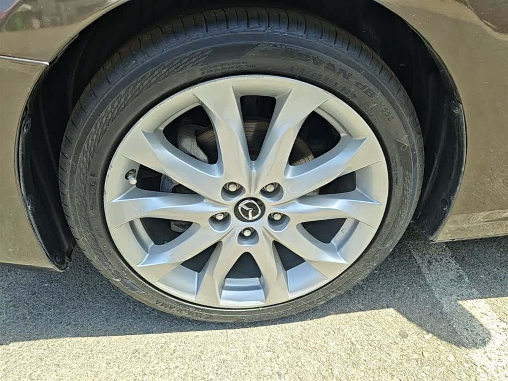 Mazda Mazda3, 2015 23