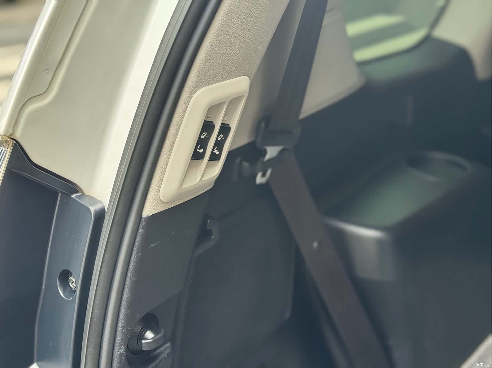 Lexus GX, 2014 16