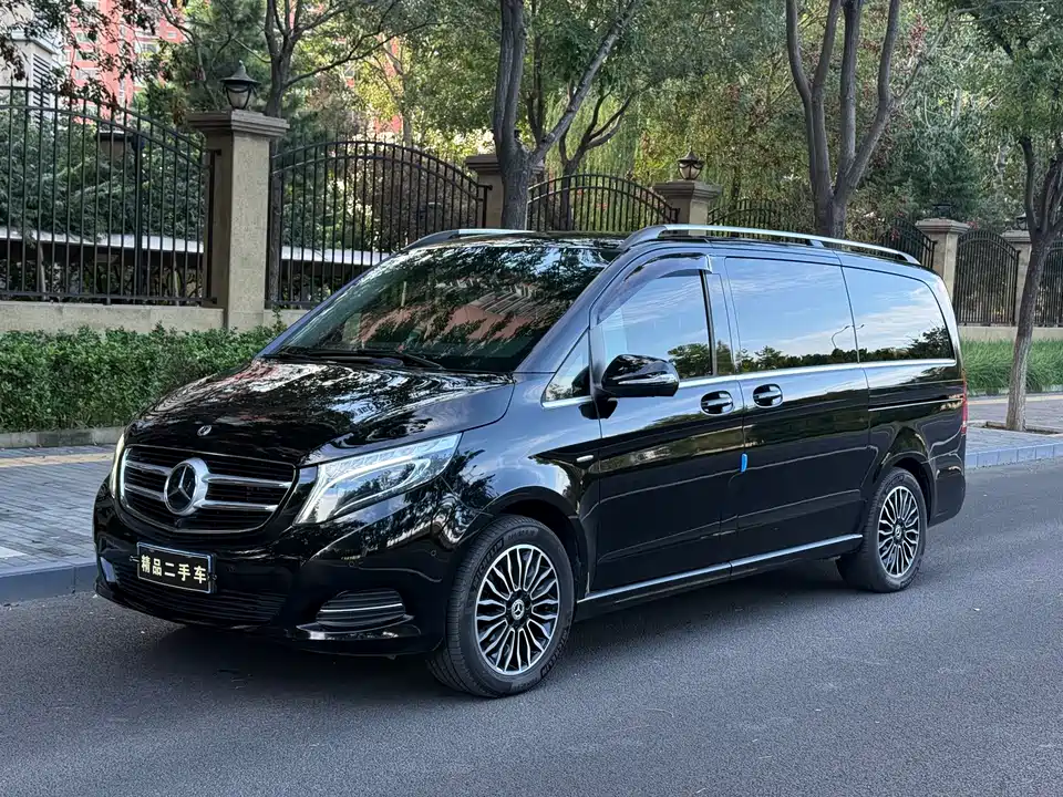 Mercedes-Benz V-class