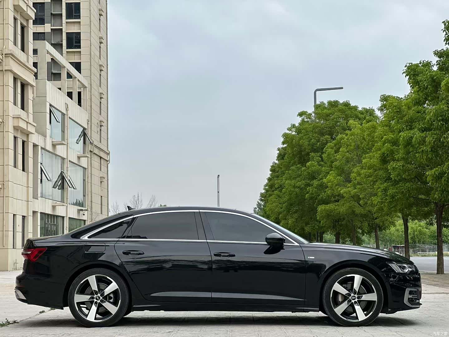 Audi A6L, 2022 9