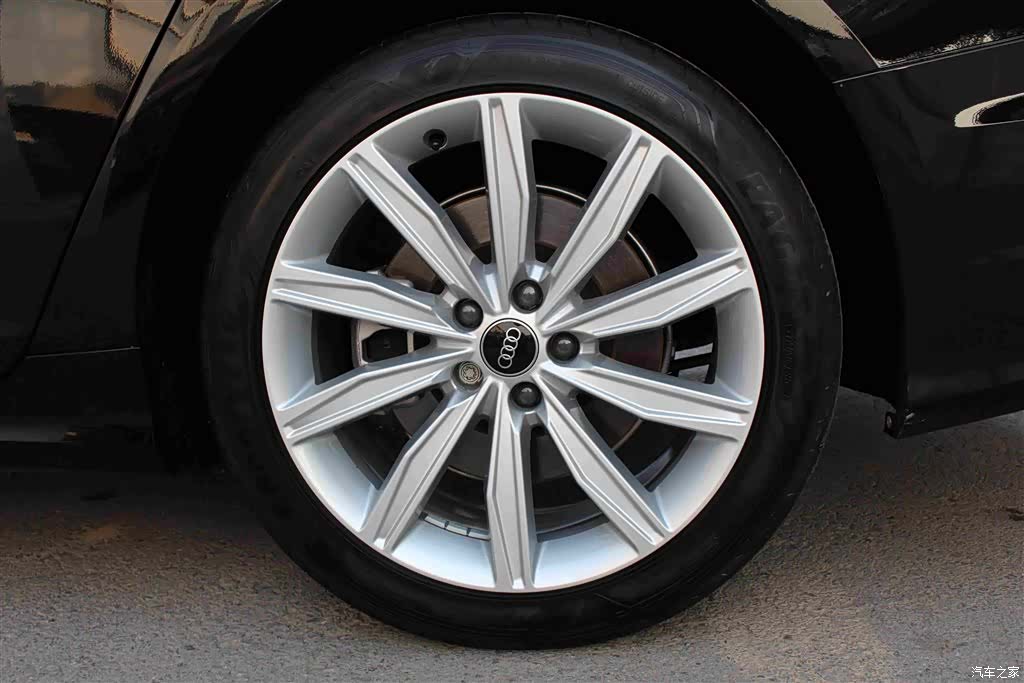 Audi A6L, 2024 13
