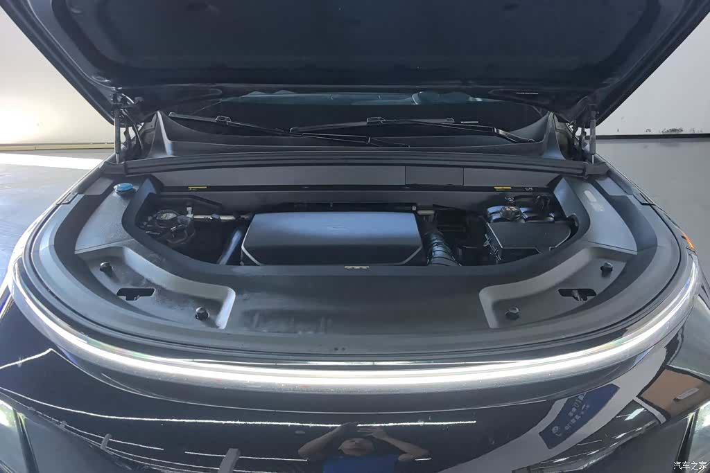 Li Auto L9, 2024 10