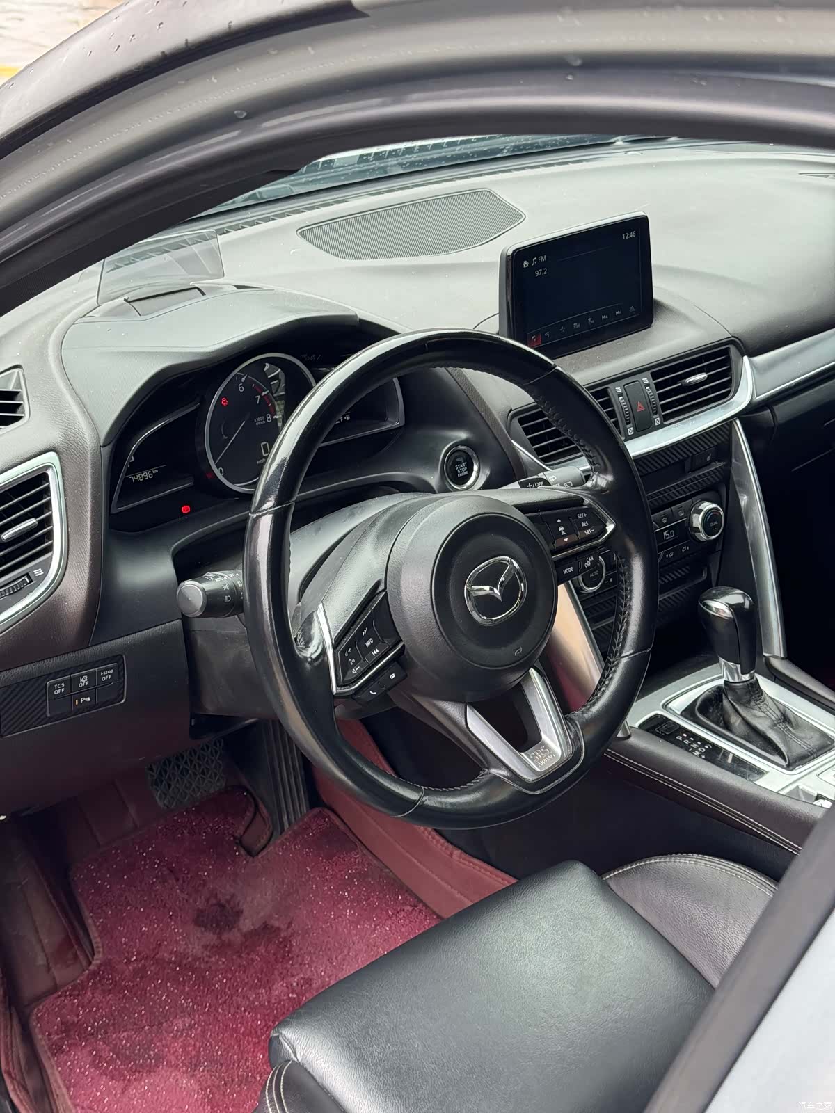 Mazda CX-4, 2018 11