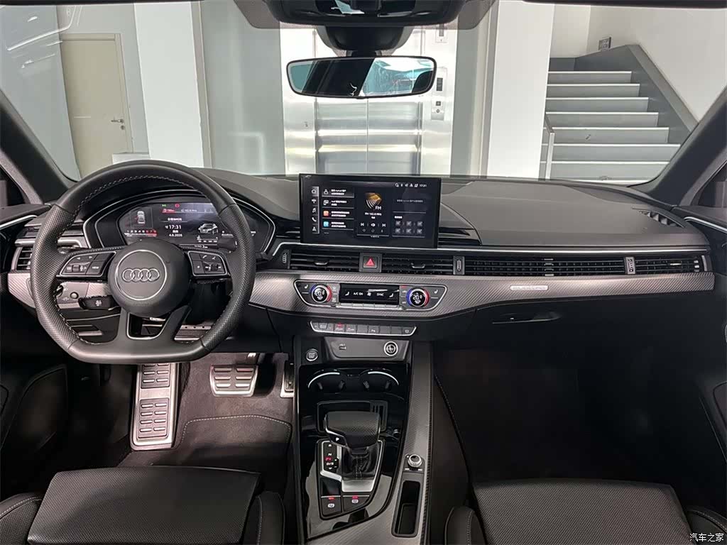 Audi A4L, 2025 6