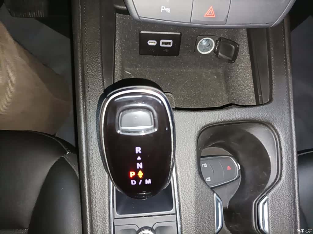 Cadillac XT4, 2021 14