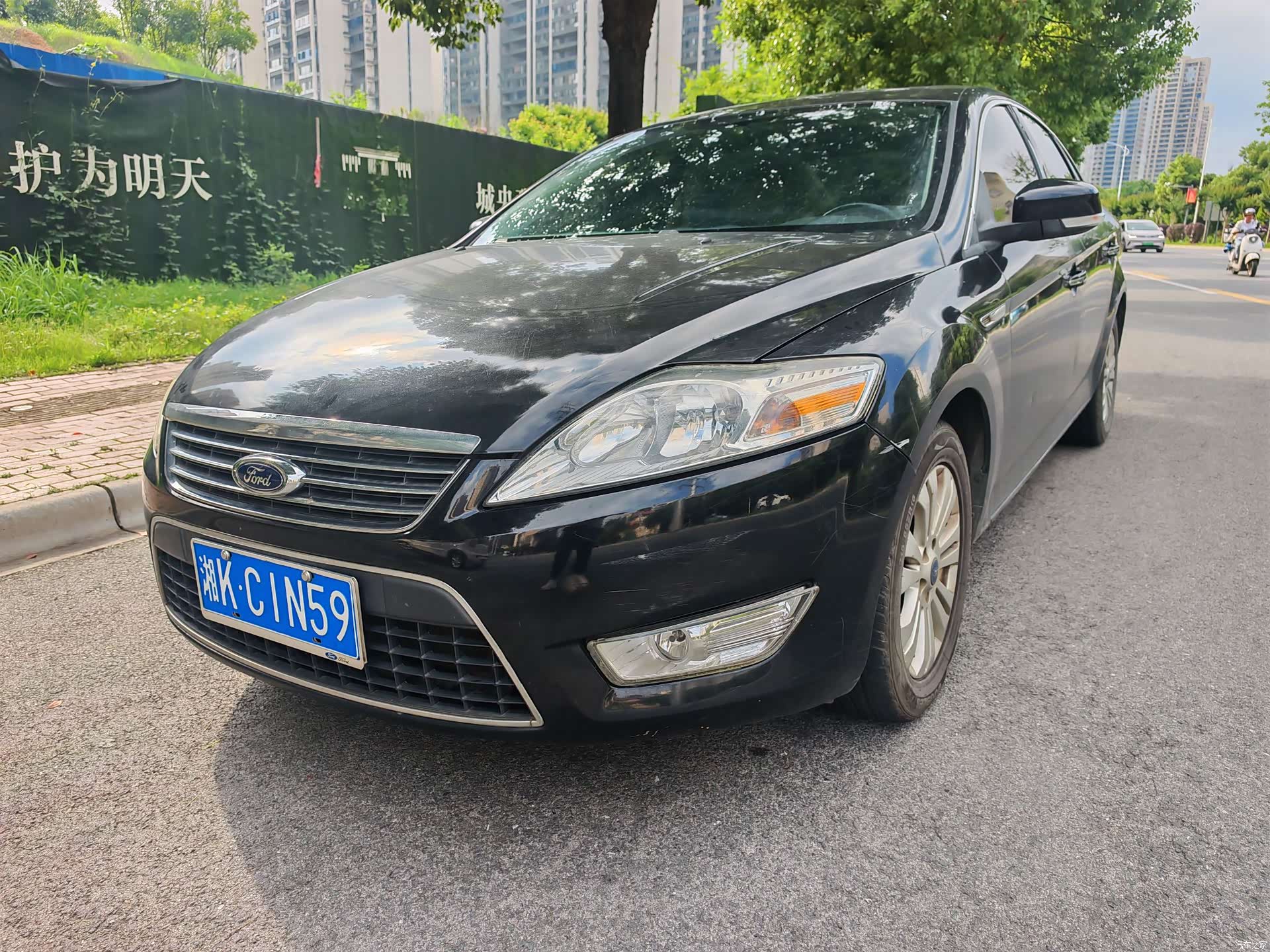 Ford Mondeo, 2010 1