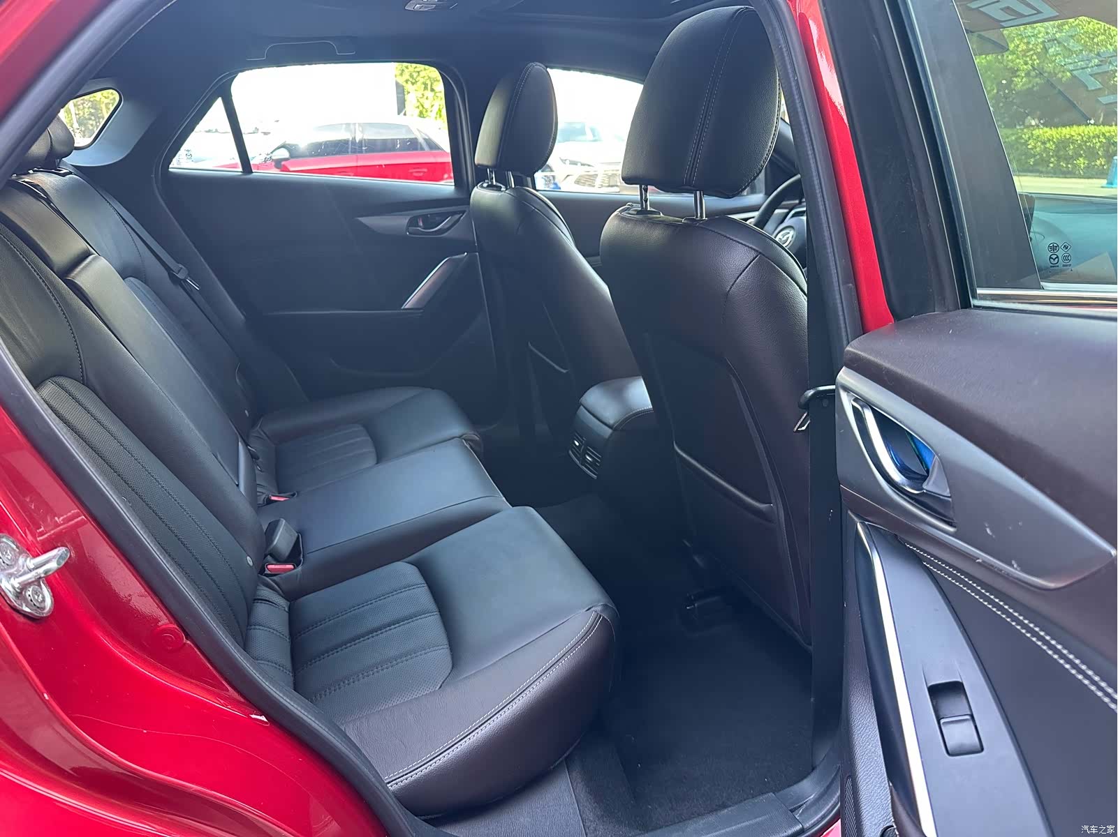 Mazda CX-4, 2017 11