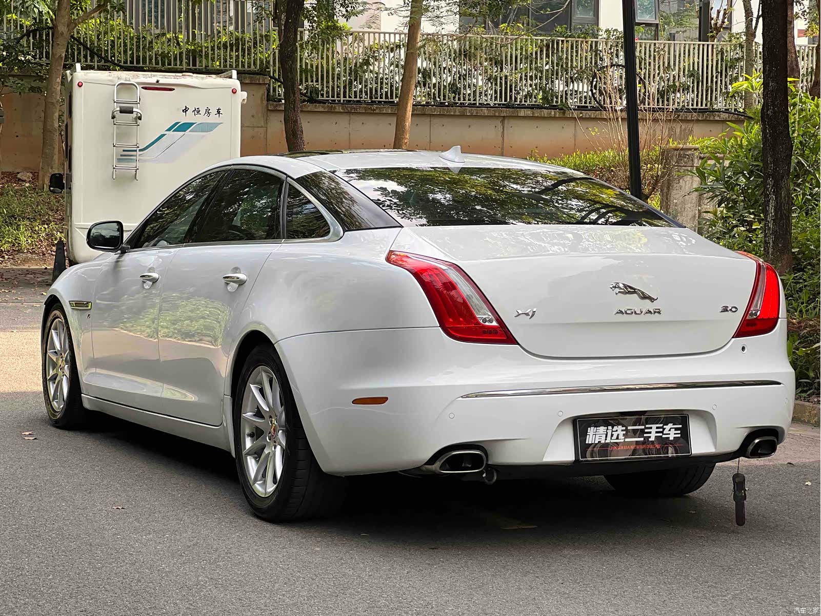 Jaguar XJ, 2015 19