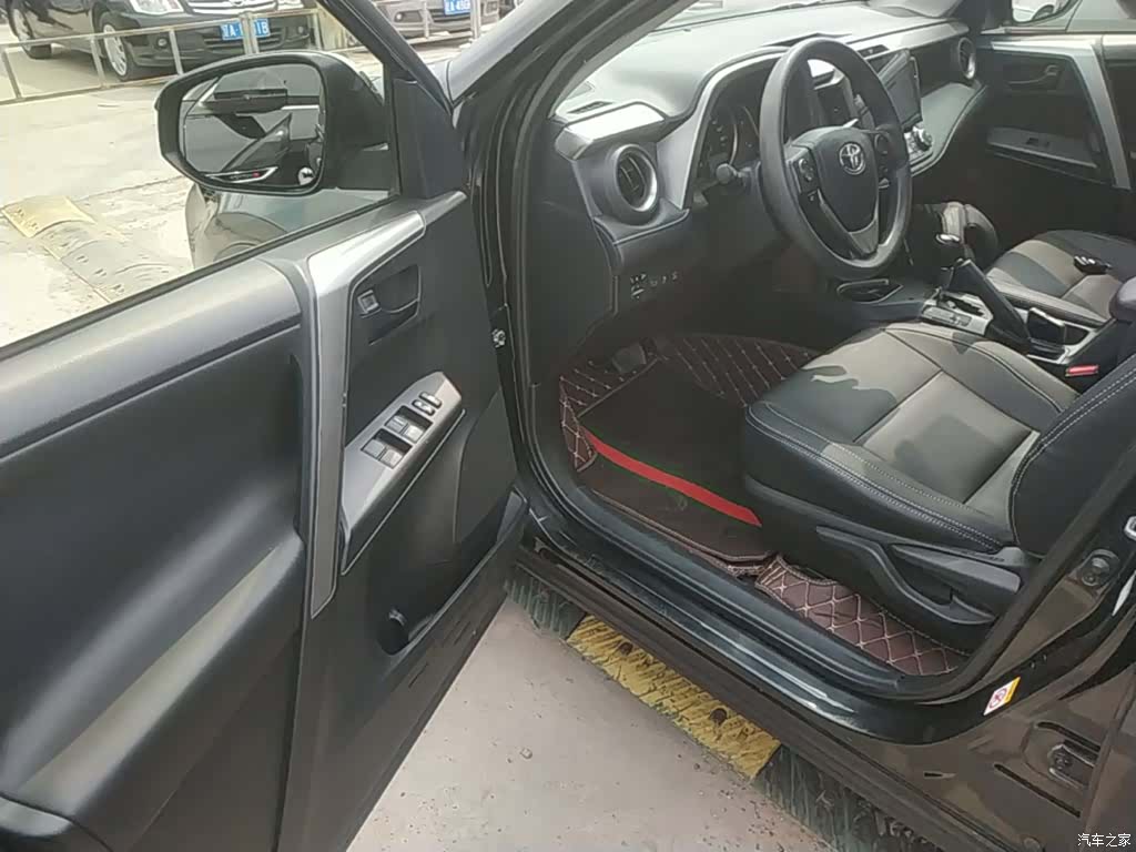 Toyota RAV4, 2018 16