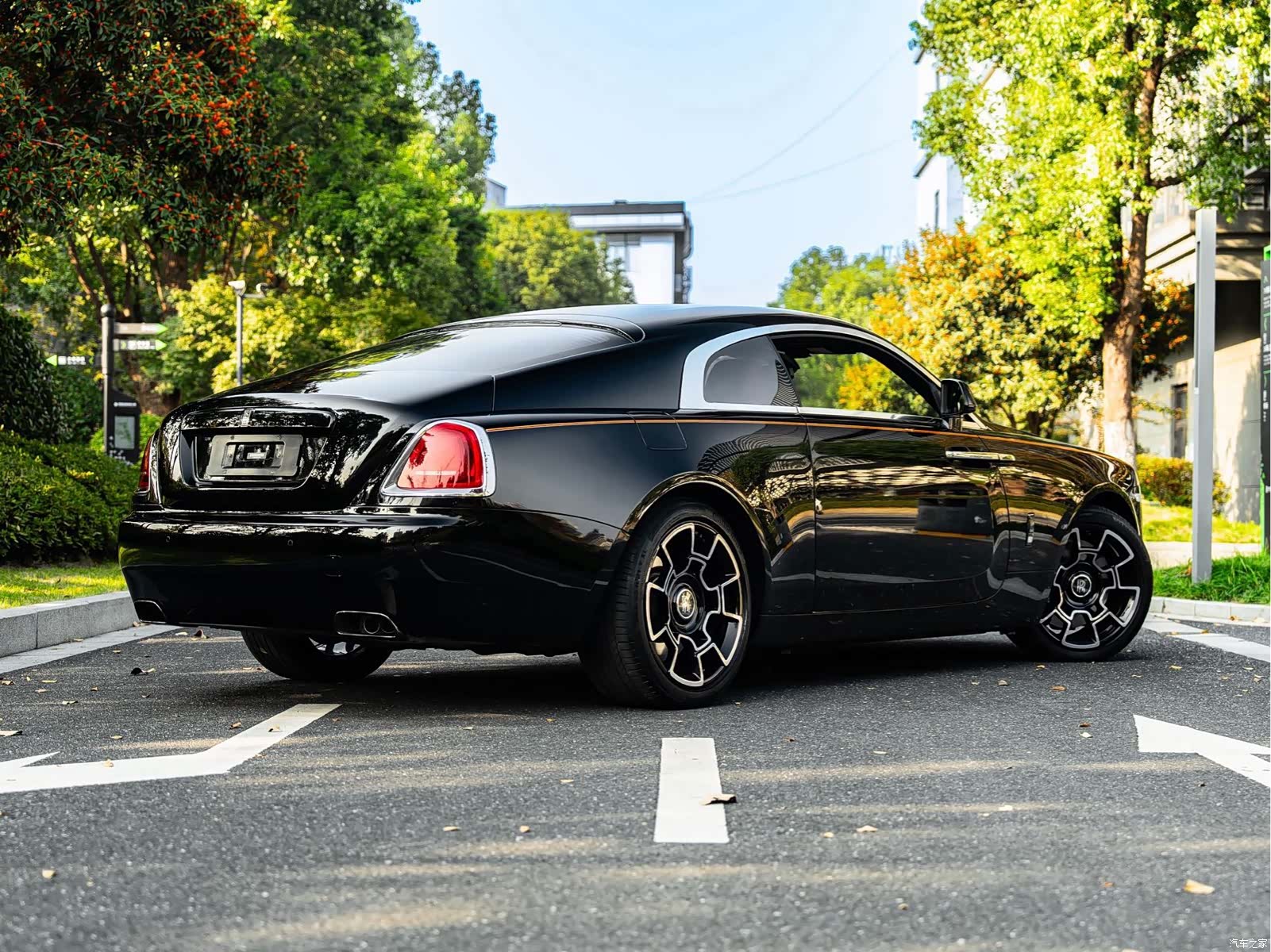 Rolls-Royce Wraith, 2022 17