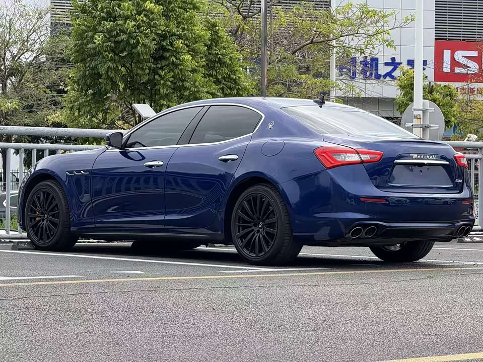 Maserati Ghibli