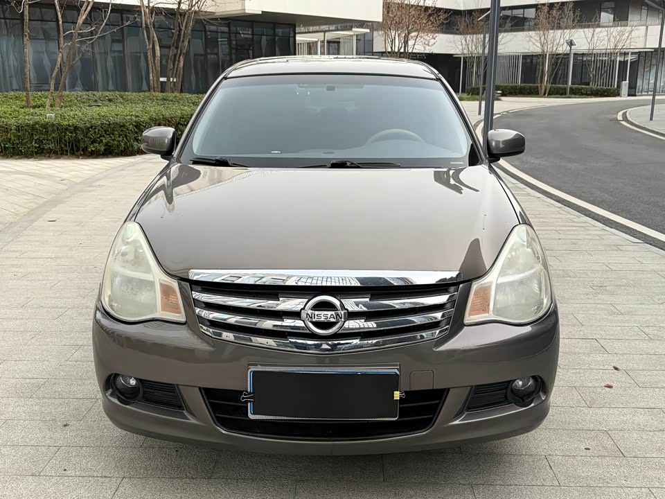 Nissan Xuan Yi