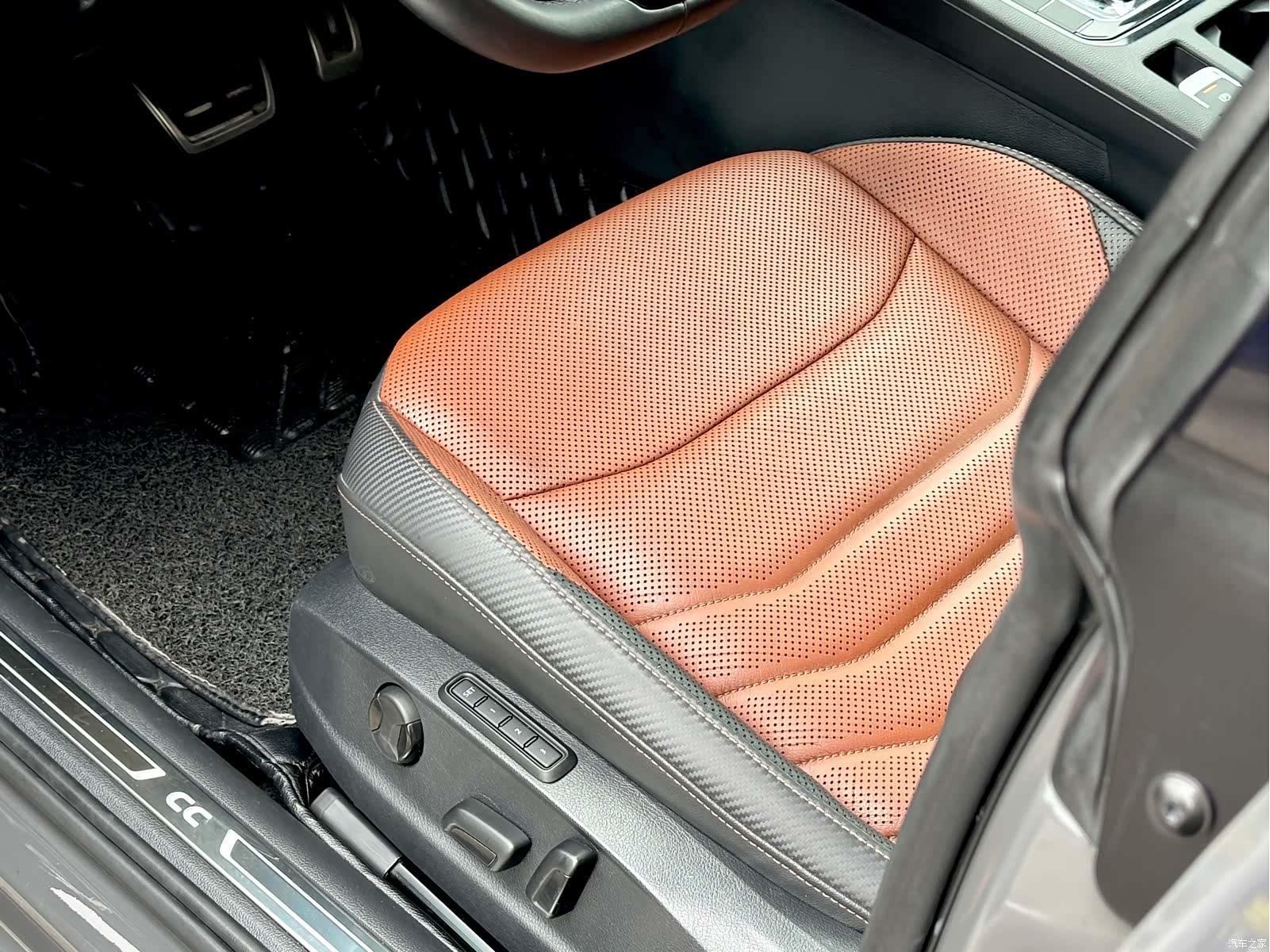 Volkswagen CC, 2019 15