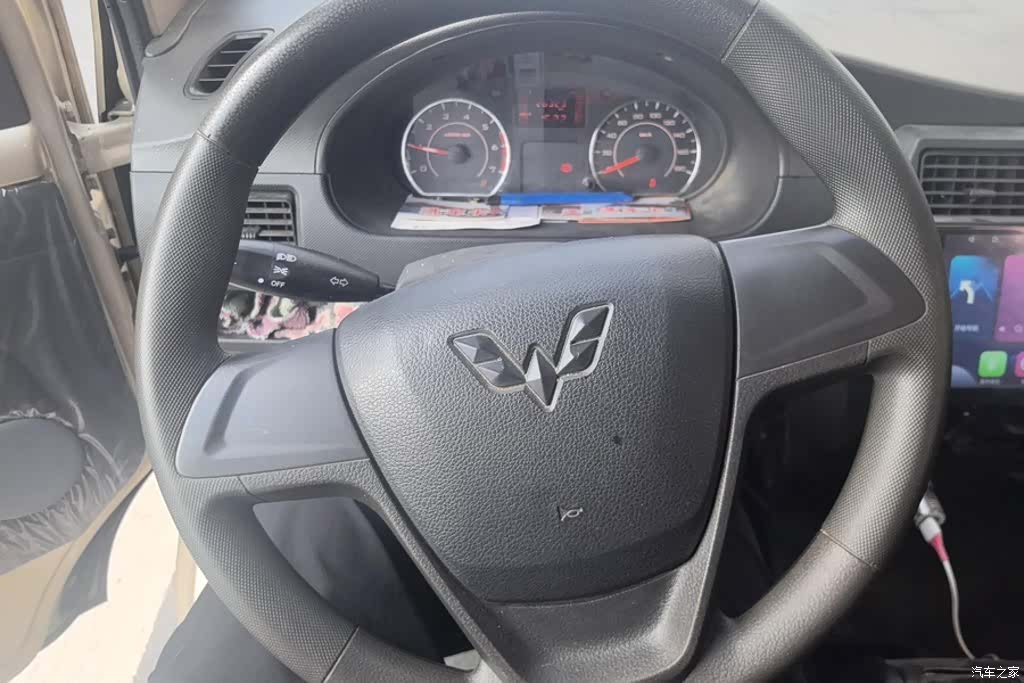 Wuling L3C, 2021 15