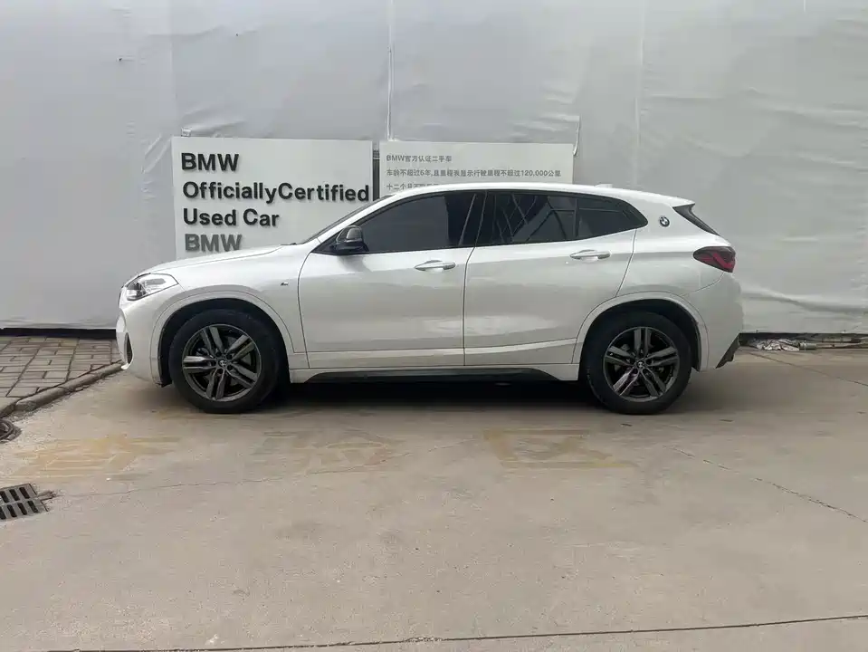 BMW X2